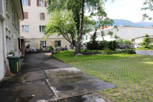 Grenchen_Solothurnstr_52_Vorplatz