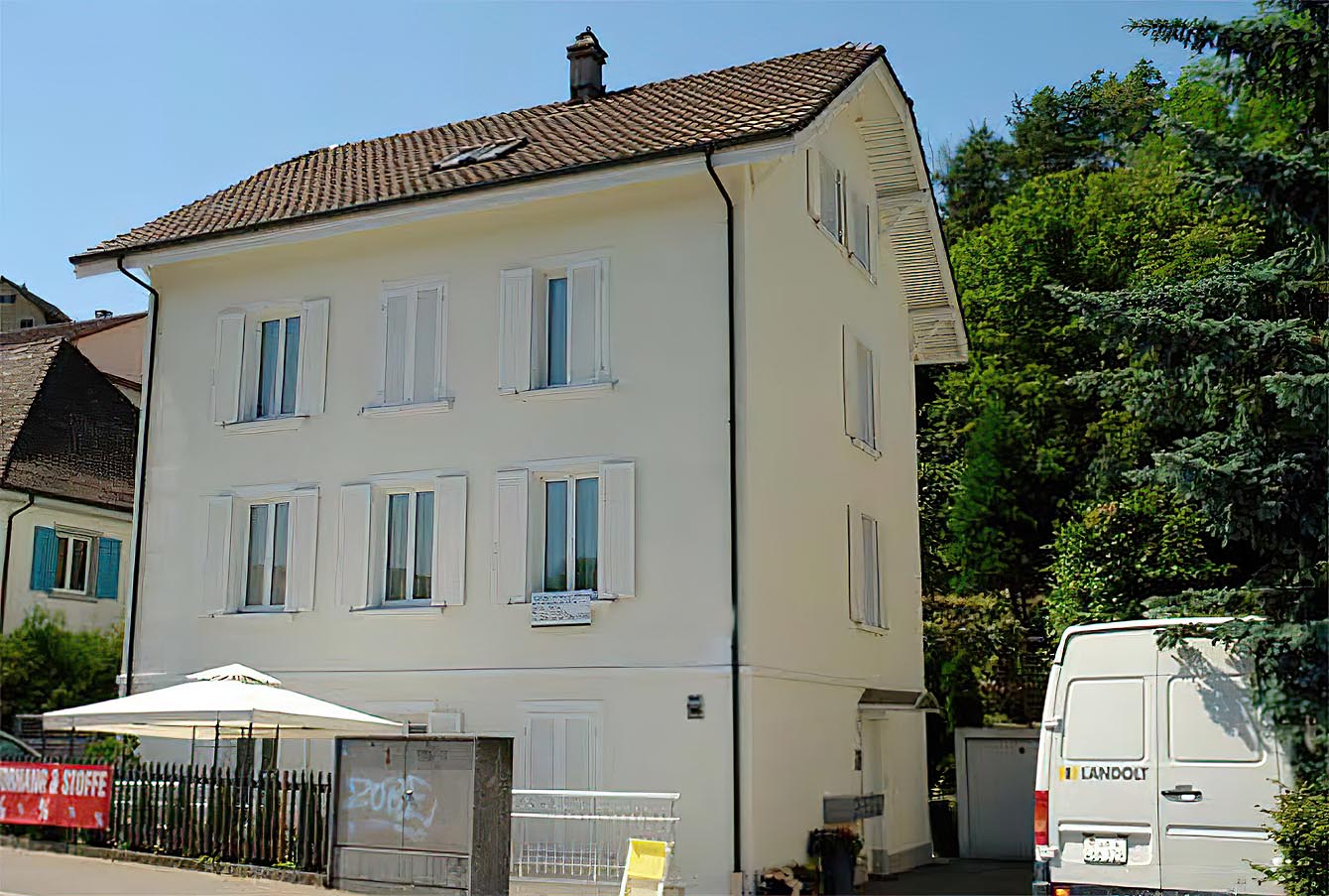 Schaffhausen_Vorderansicht_ganz_1340